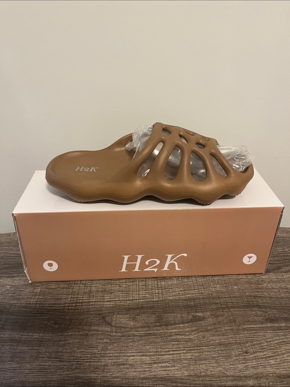 H2K Fiona Tan Cutout Slide Sandals Lightweight Comfort Slip-On Sizes 7 9 10